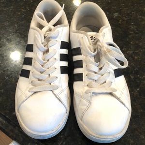 Adidas superstar original sneakers sz 8